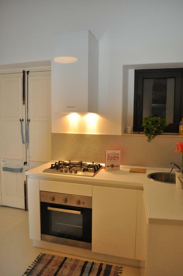 Mega House Apartment Catania Ngoại thất bức ảnh